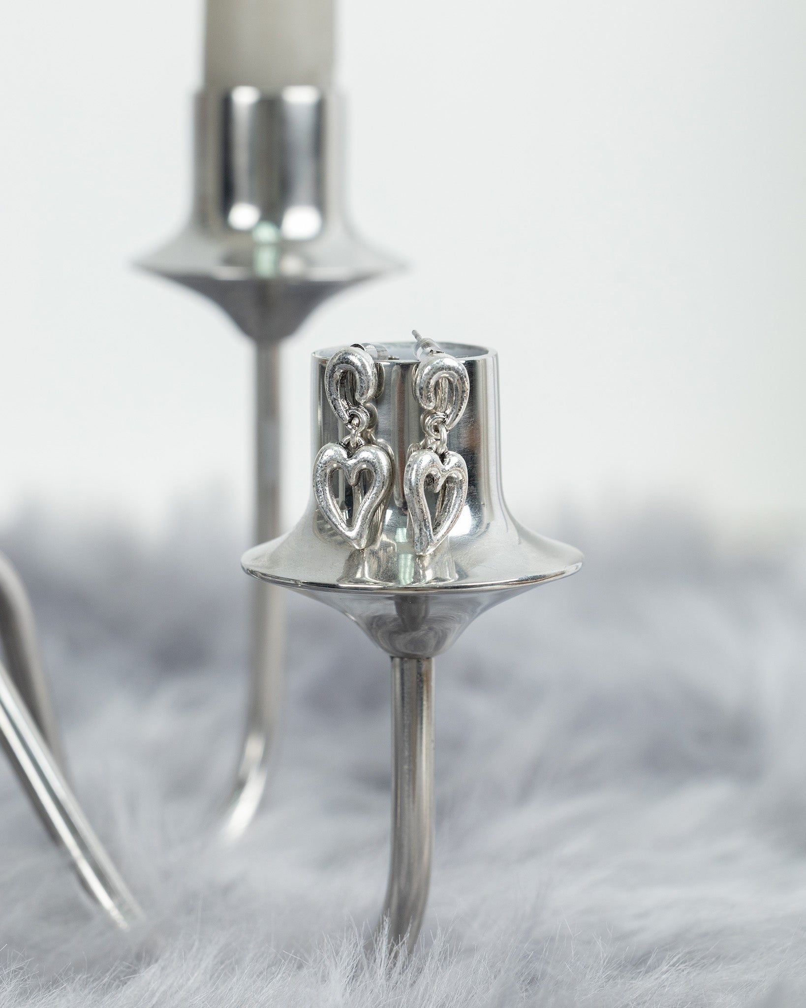 Vintage Raw Heart Metalic Earrings