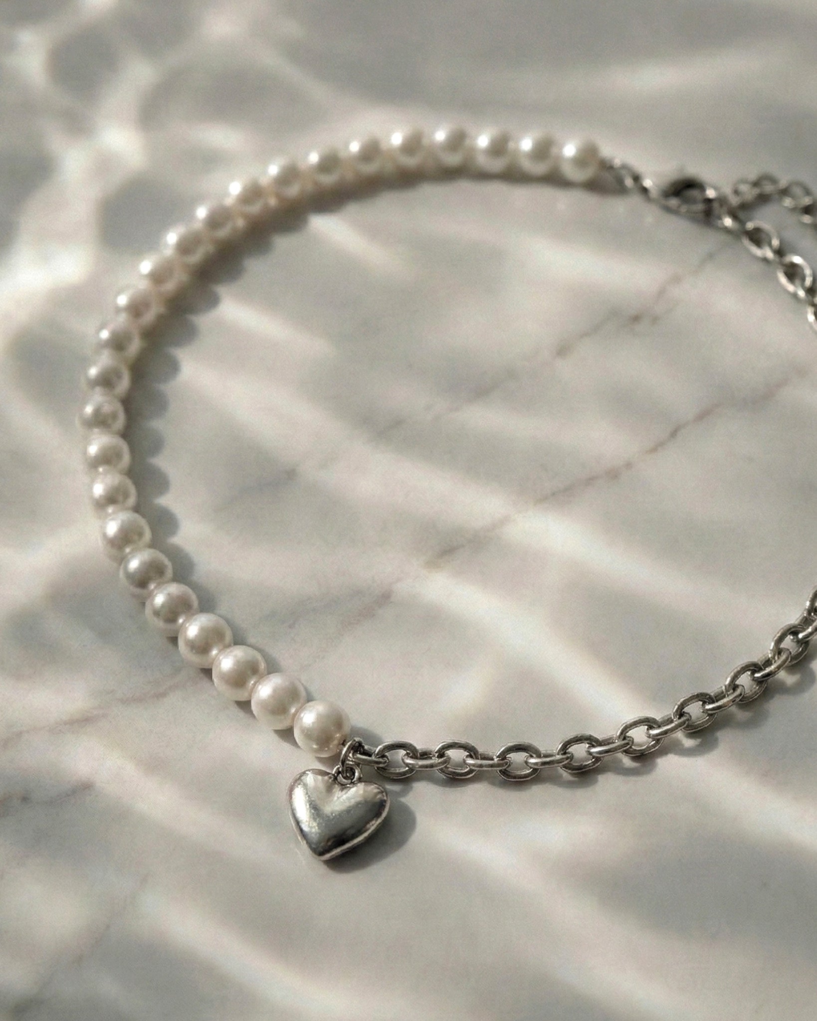 Vintage Mini Heart with Pearl Metalic Necklace