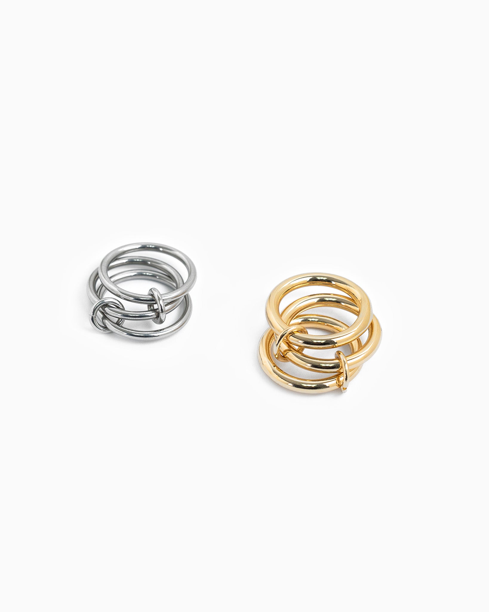Minimal Layered Interlocking Ring