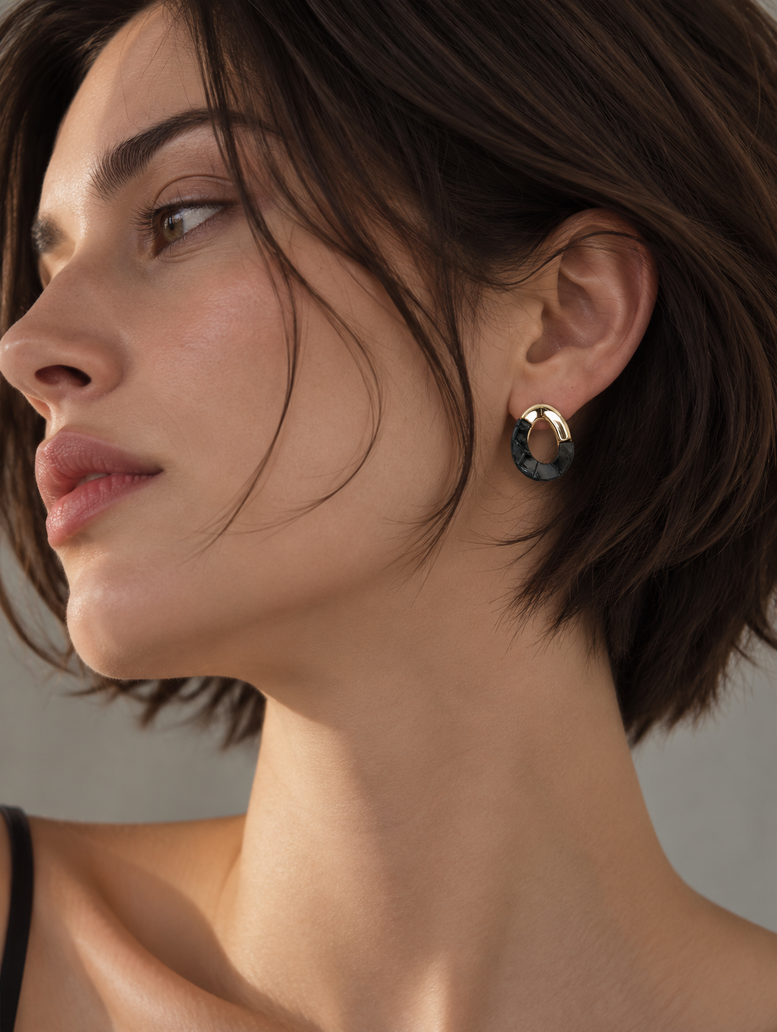 Organic Leather Oval Stud Earrings-3