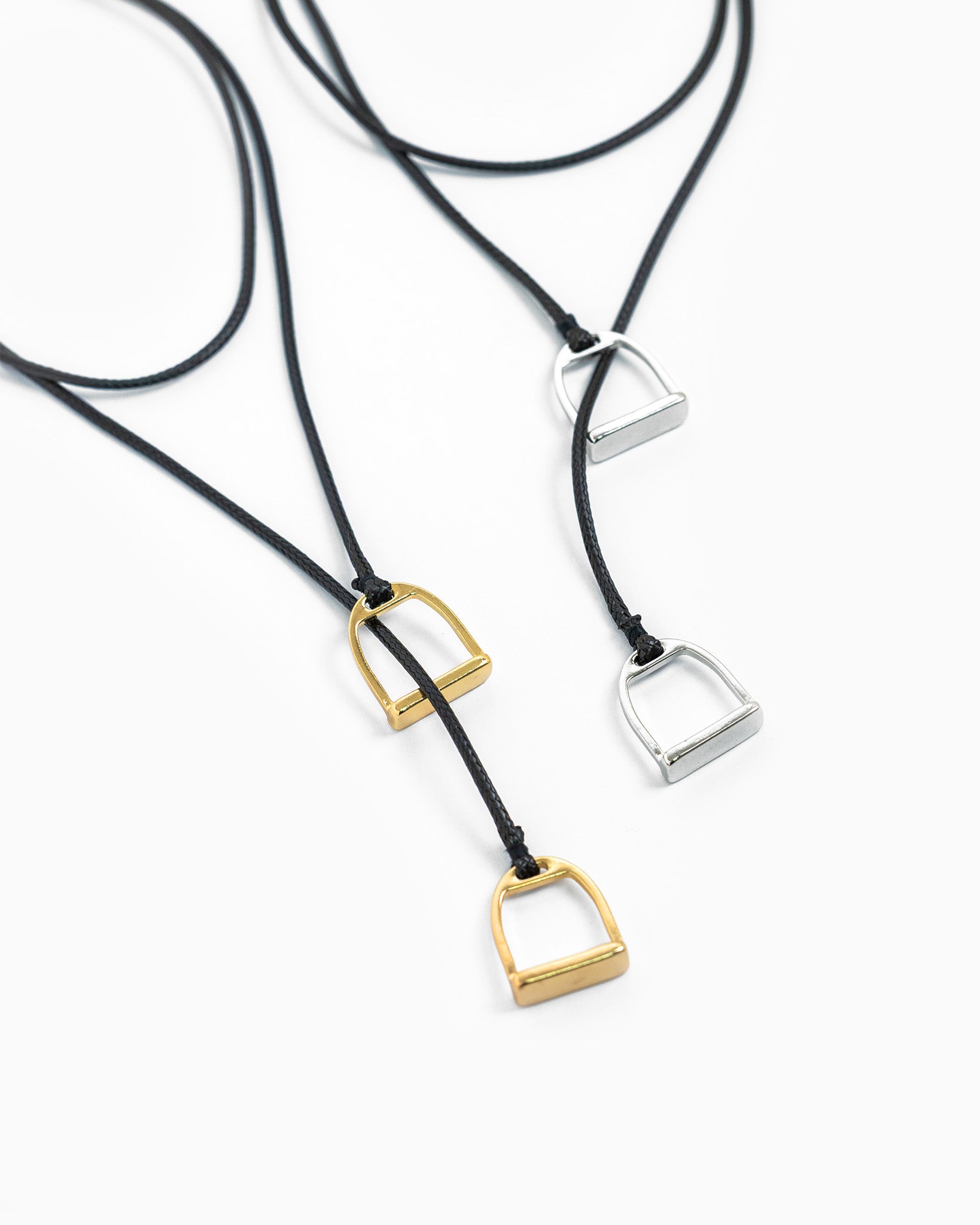 Y Drop Horsebit Pendant Cord Necklace-3