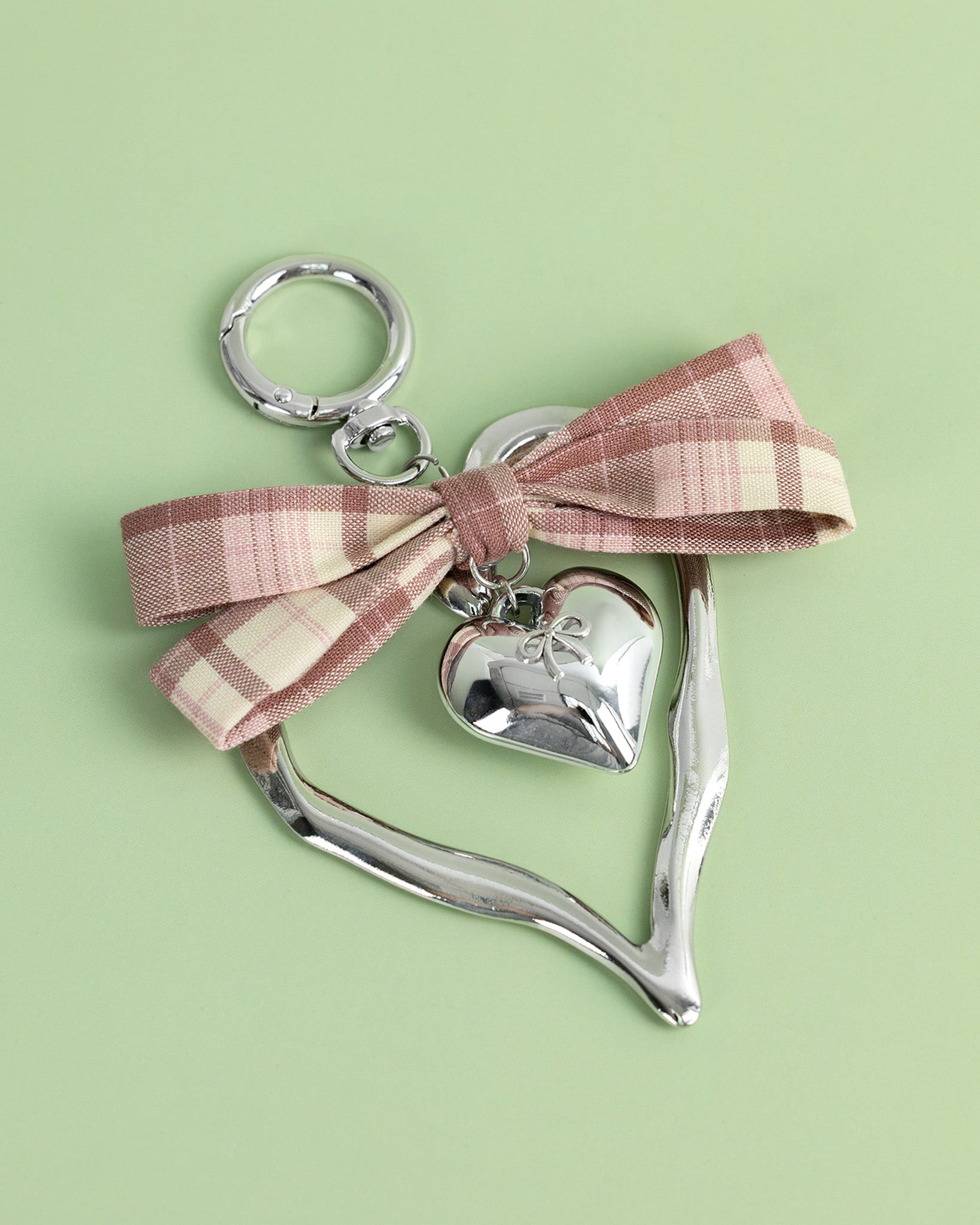 Bow-Kissed in Plaid Heart Frame Bag Charm