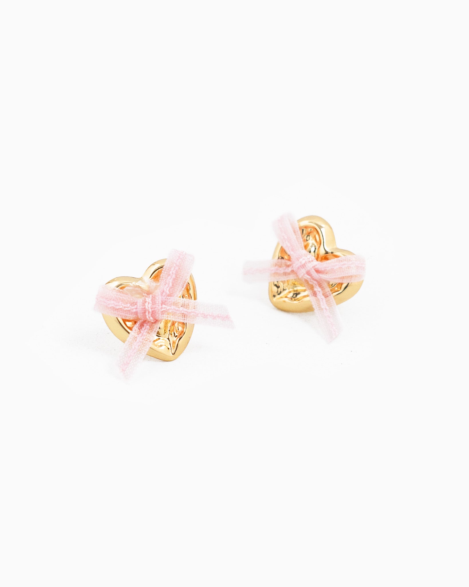 Gold Heart Lace Bow Valentine Earrings – Pink, detail view