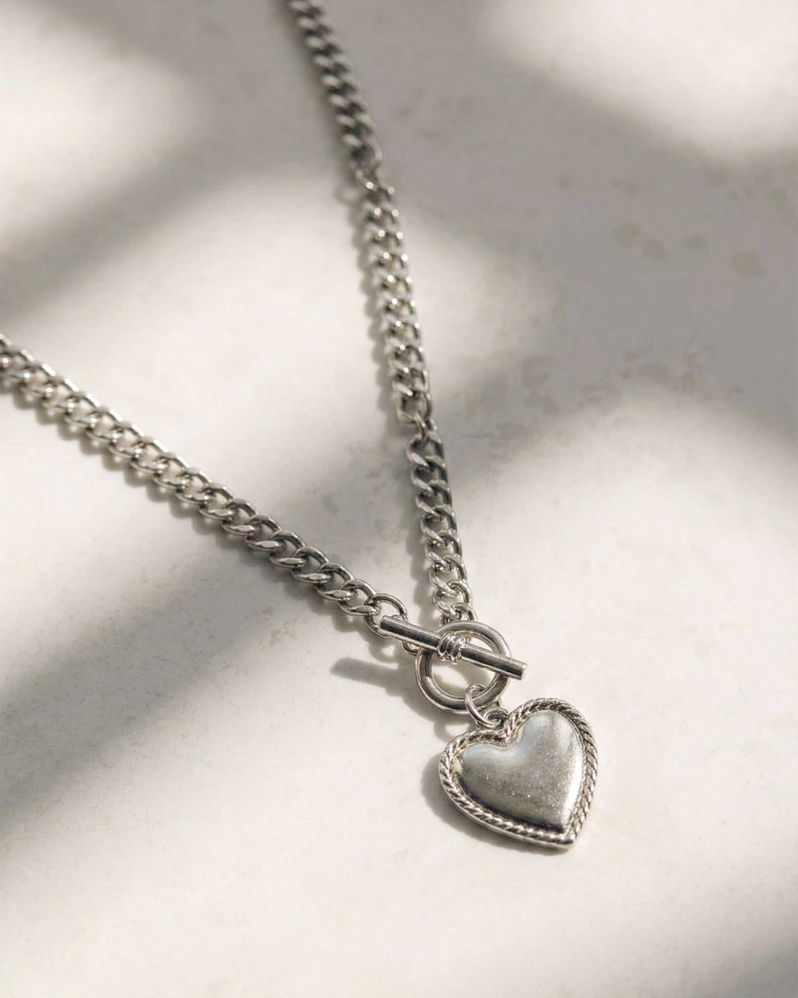 Vintage Chunky Heart Toggle Necklace