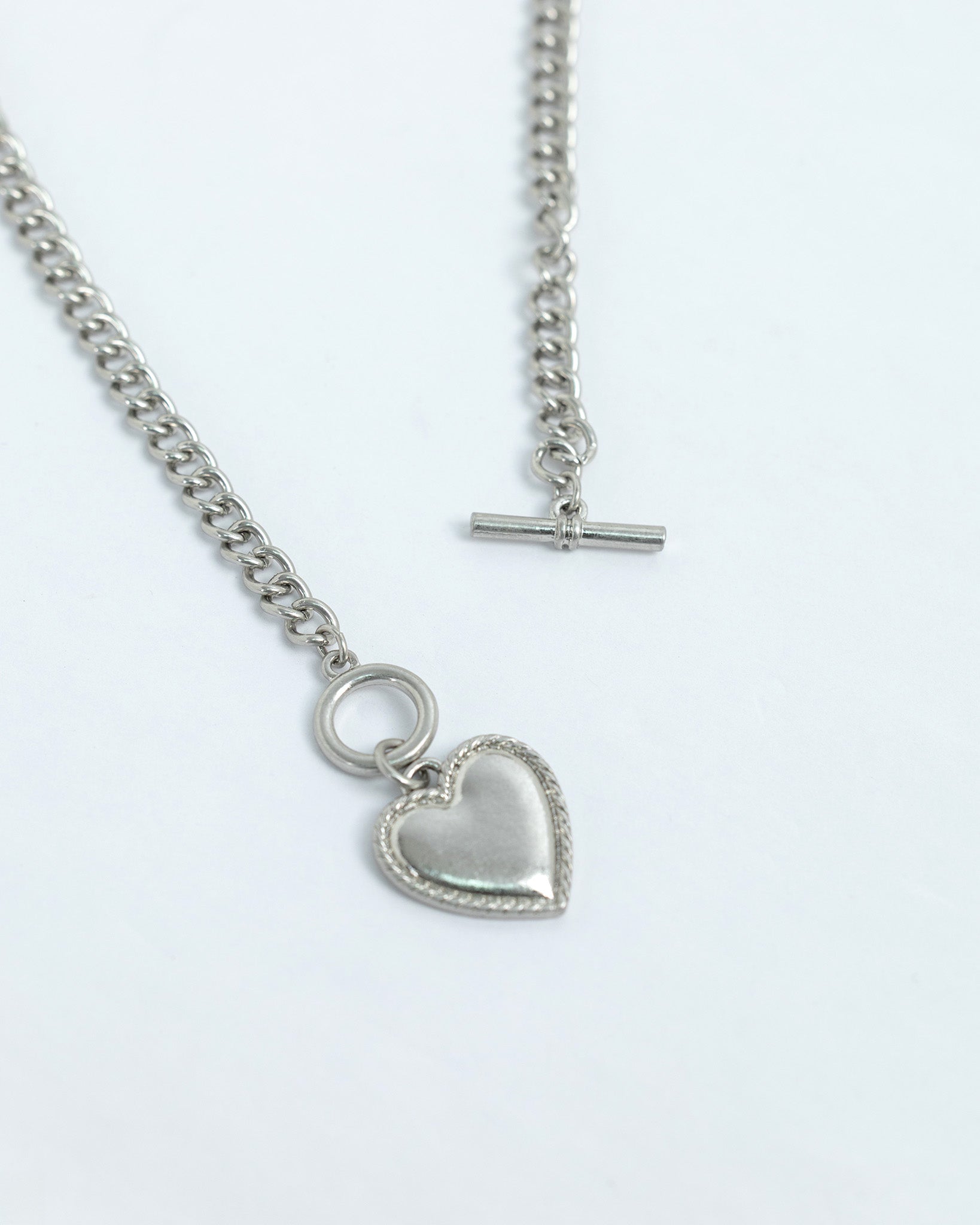 Vintage Chunky Heart Toggle Necklace