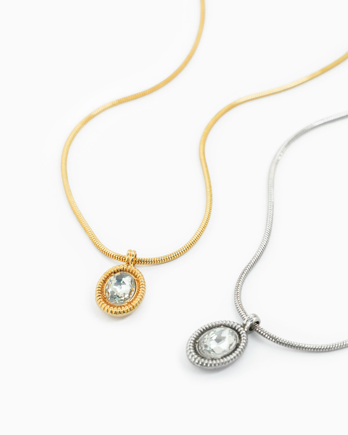 Oval Glass Stone Snake Chain Necklace-3