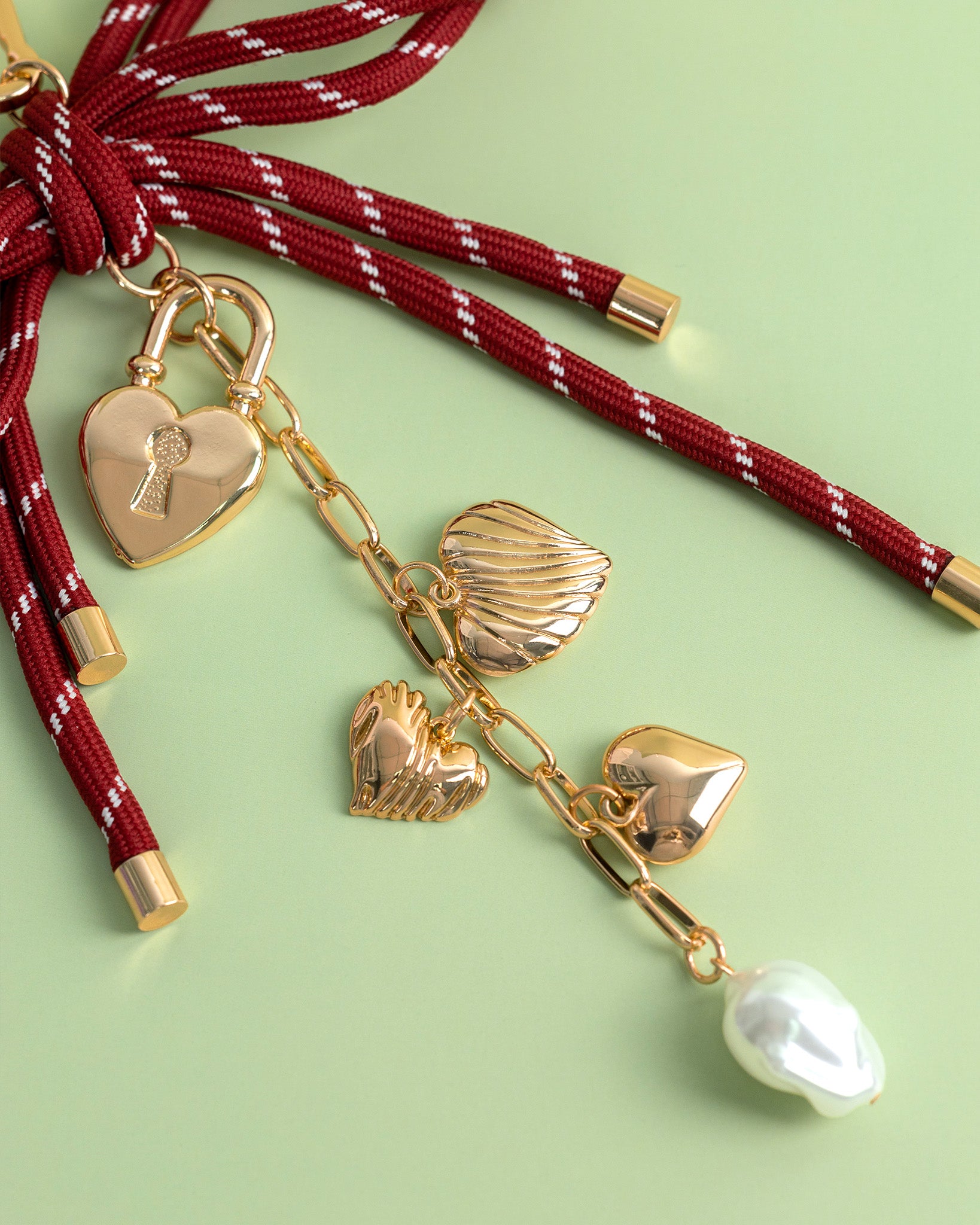 Sculpted Heartlock Bow-Tied Bag Charm