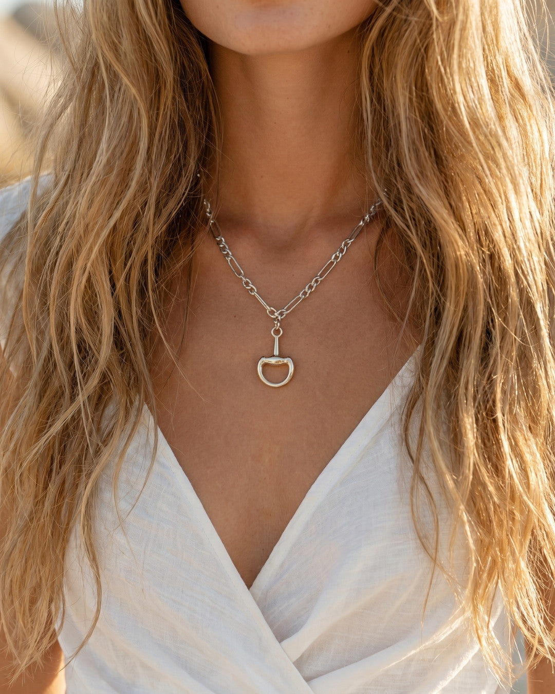 Horsebit Linked Chain Necklace-4