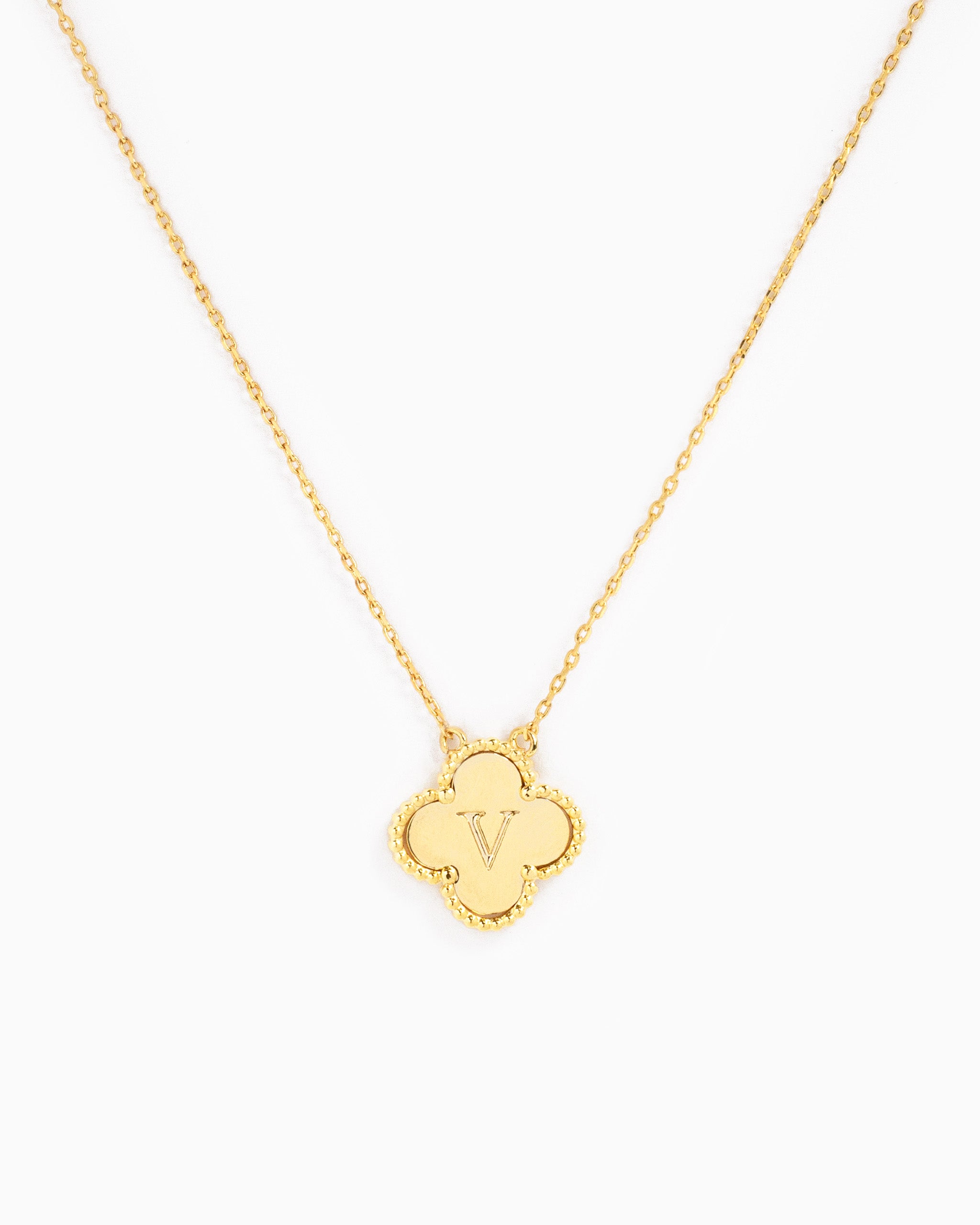 clover initial "V" pendant necklace