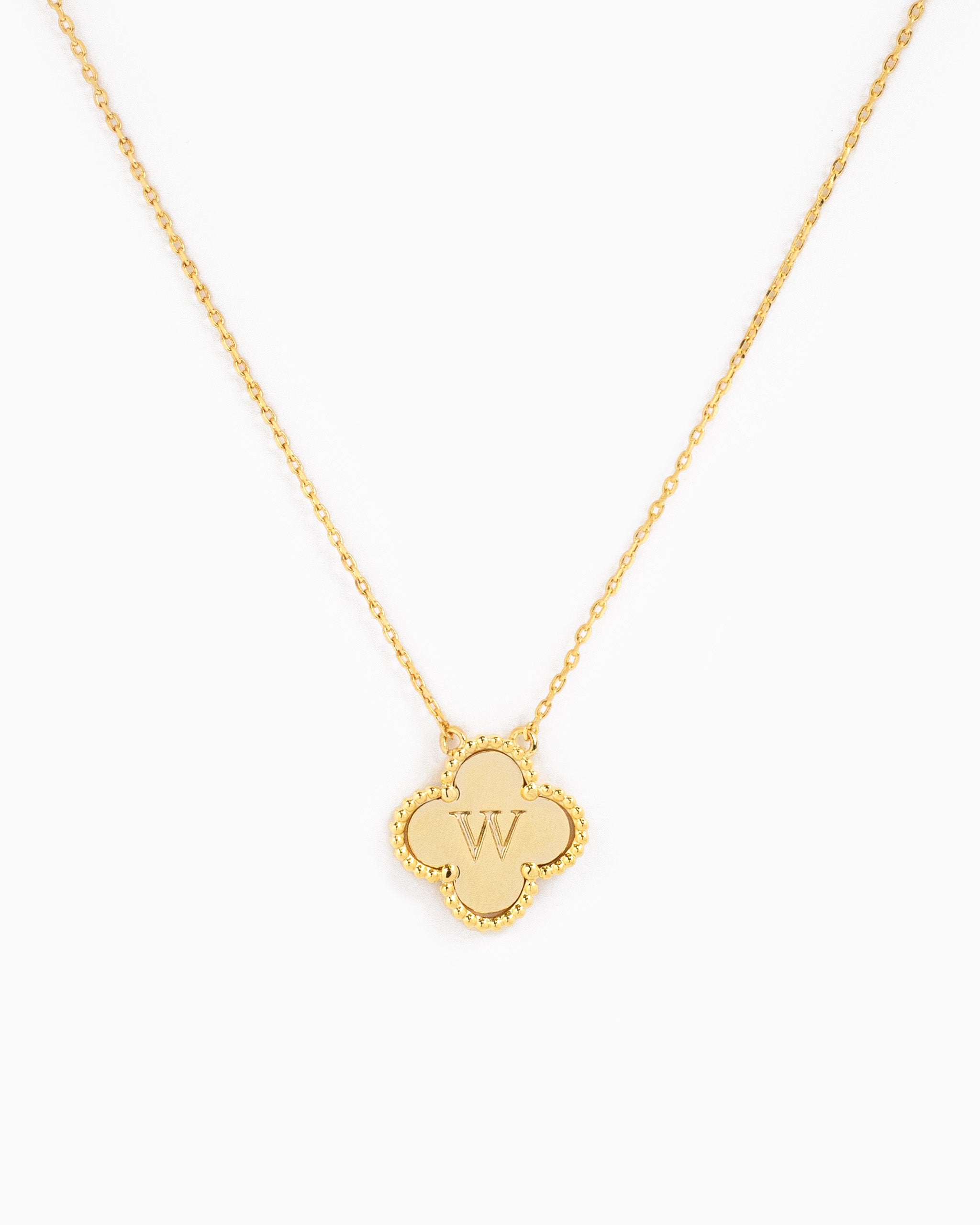 clover initial "W" pendant necklace
