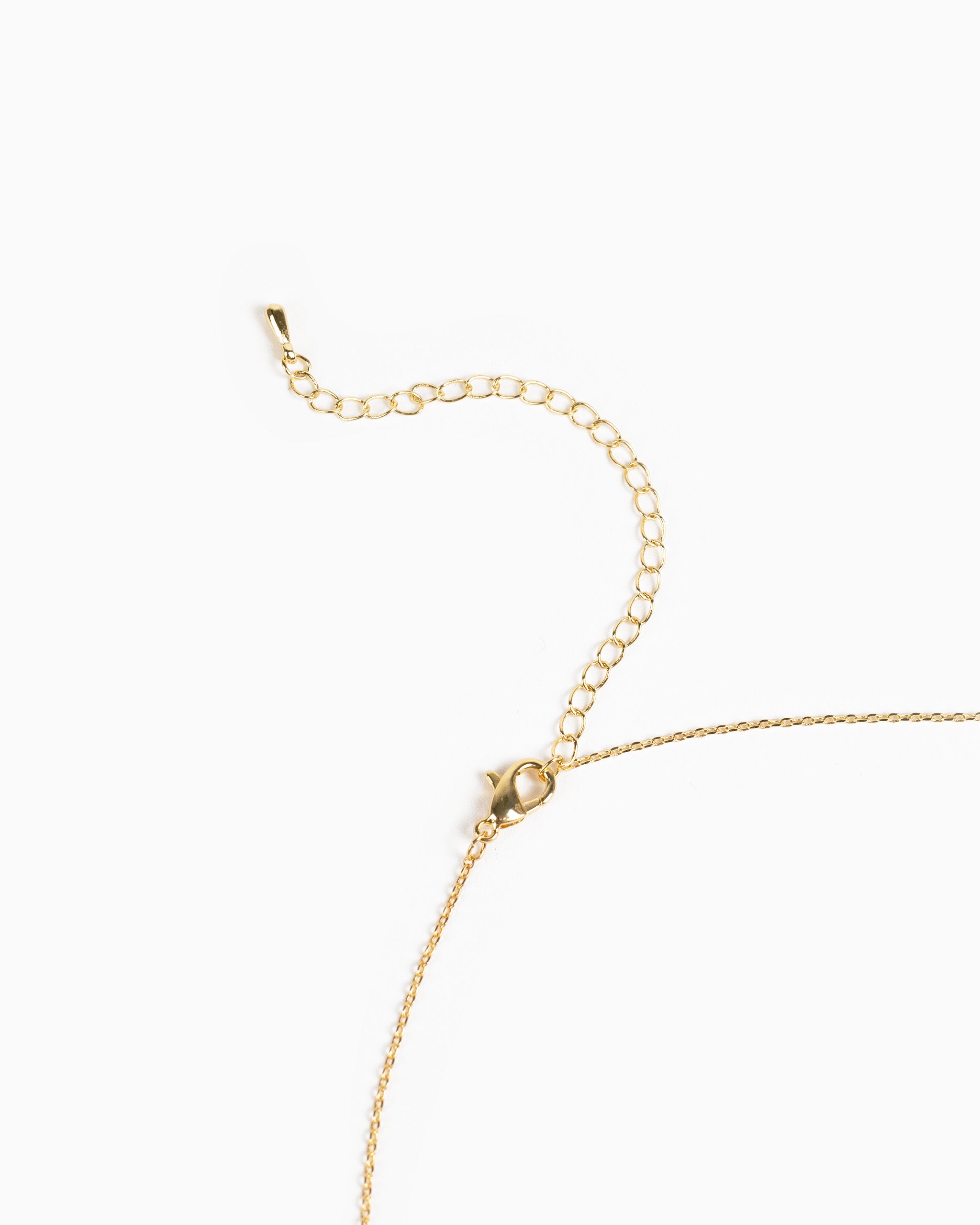 clover initial pendant necklace clasp