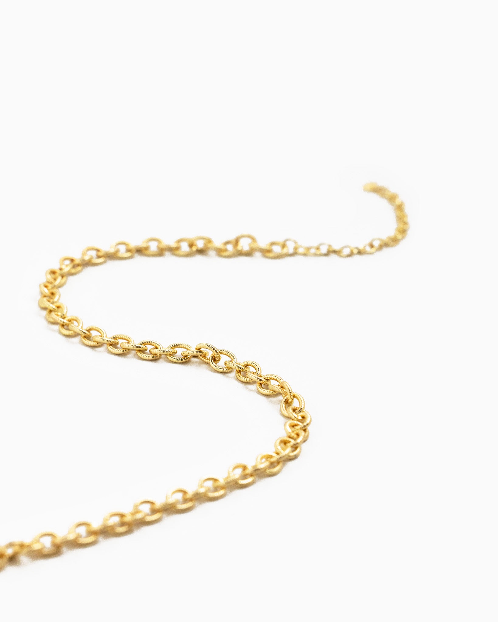Textured Oval Link Chain Necklace