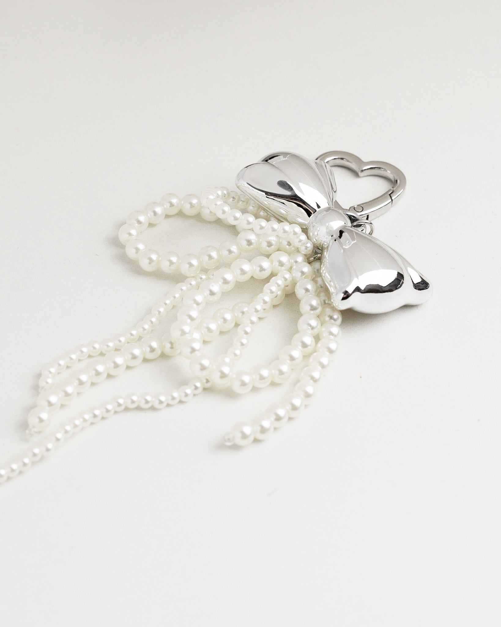 Puffy Bow Acrylic Pearl Bow Drop Bag Charm