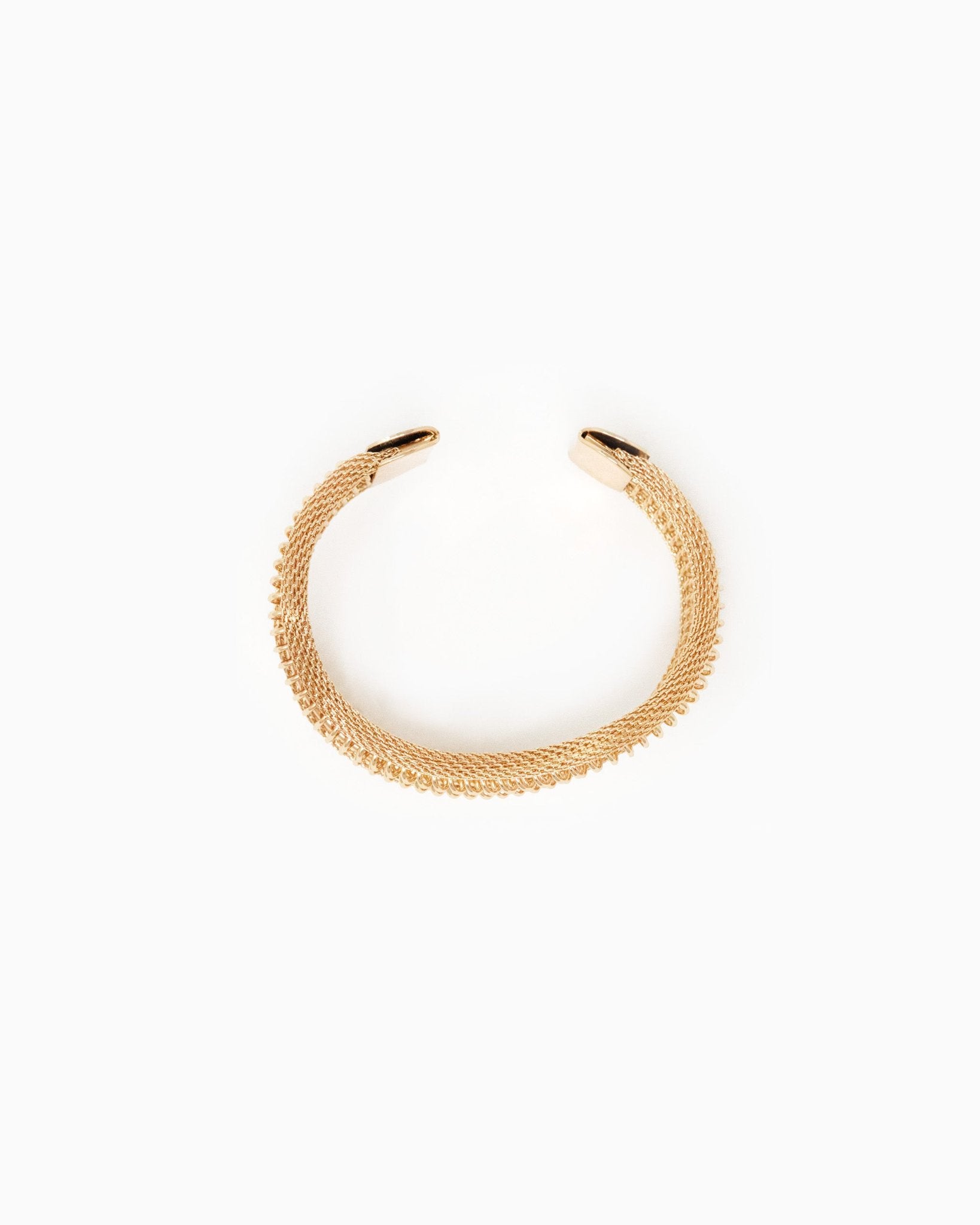 Triple Wire Snake Mesh Open Cuff Bracelet – Gold detail