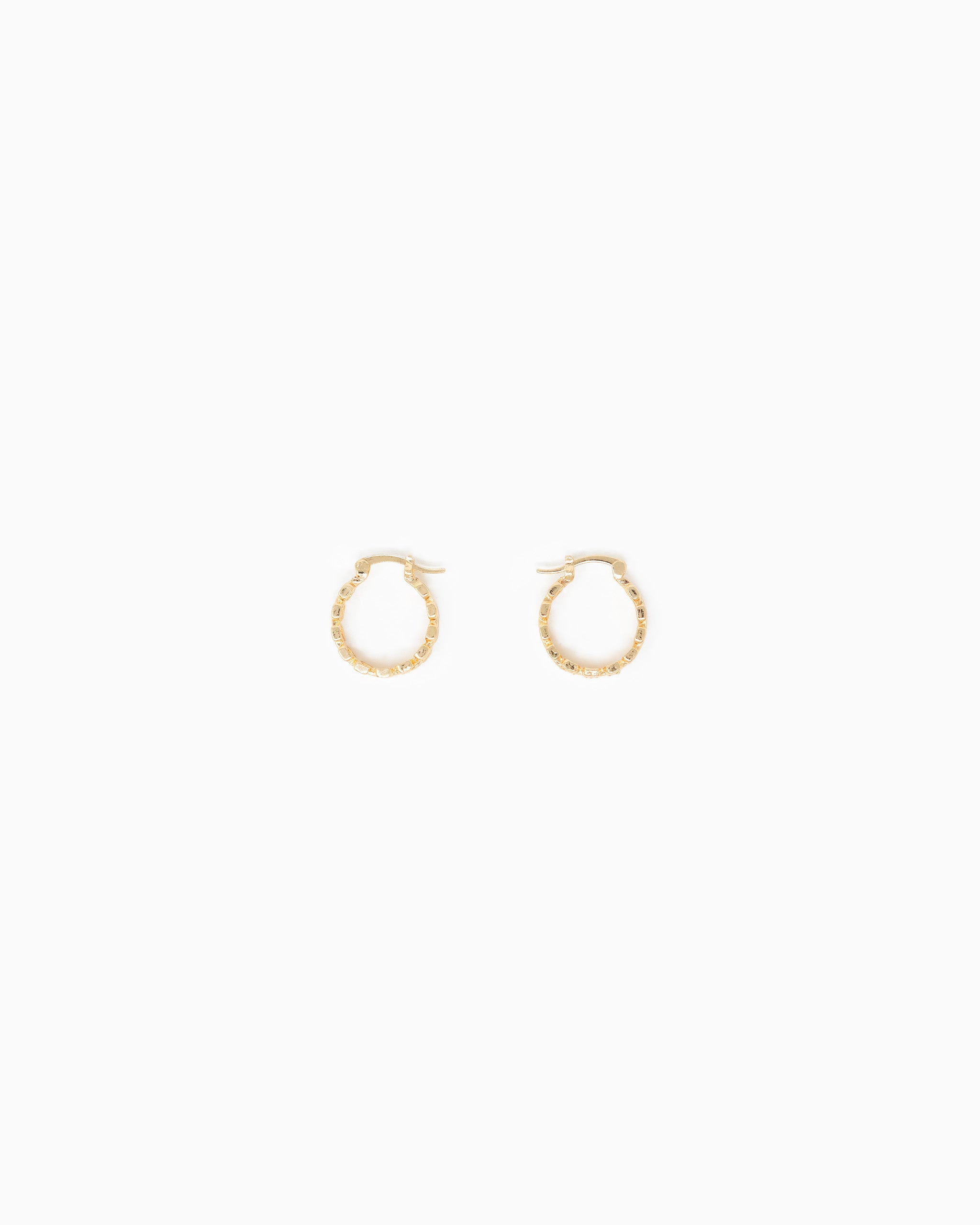 Checkered Pattern Cutout Hoop Earrings-3