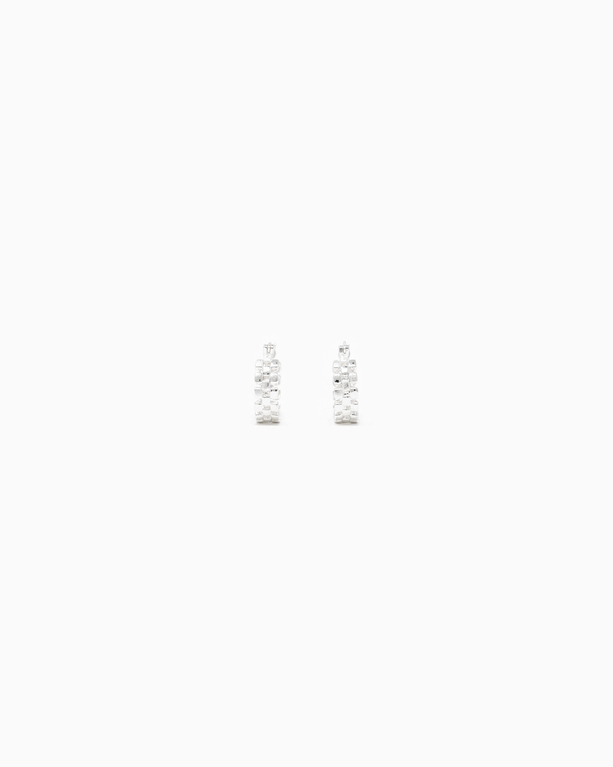 Checkered Pattern Cutout Hoop Earrings-5