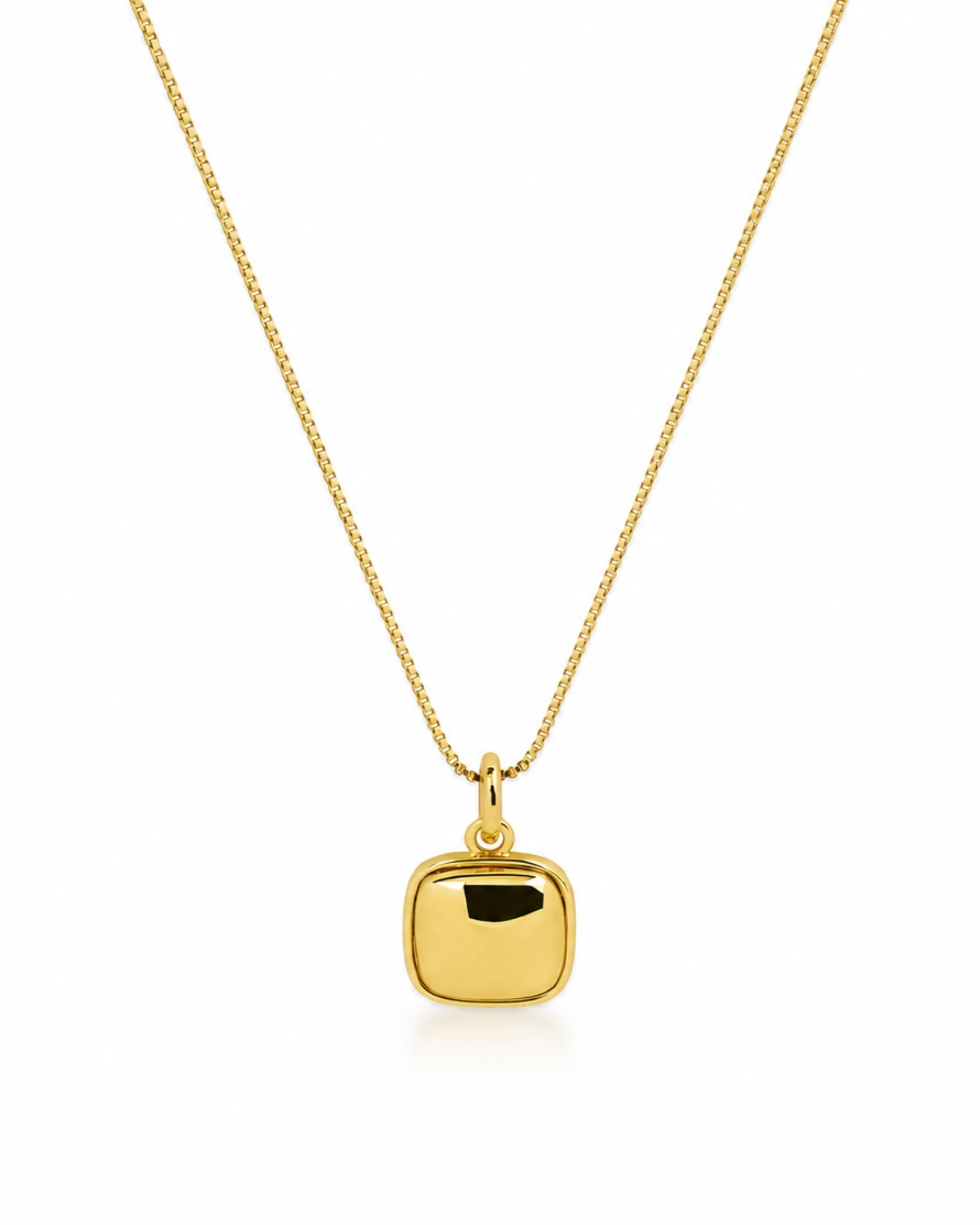 [18K] Cara Gold Sculpted Square Pendant Necklace