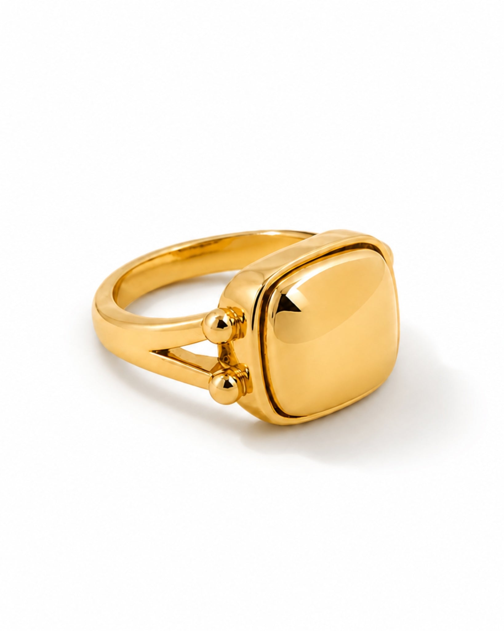 [18K] Cara Gold Sculpted Square Ring