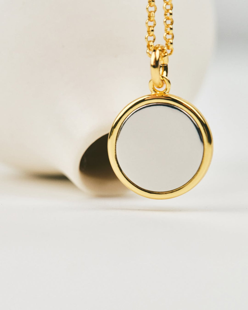 [18K] Stanley Gold Two-Tone Statement Ring